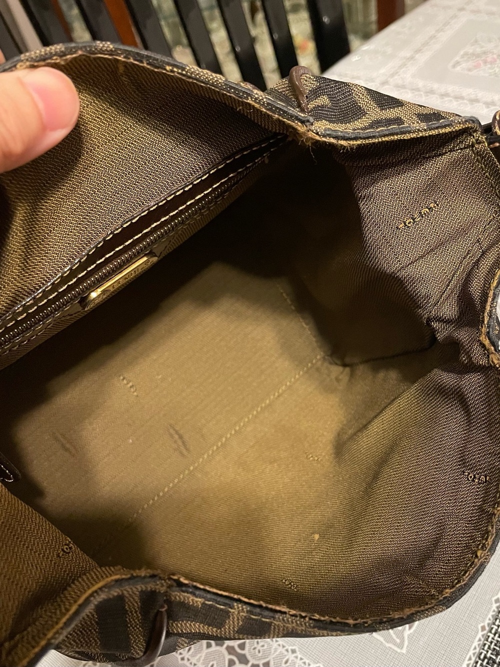 Authentic vintage FENDI BAG - Picture 9 of 12
